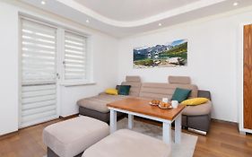 Mountain View Apartment Zborowskiego Krupówki by Noclegi Renters
